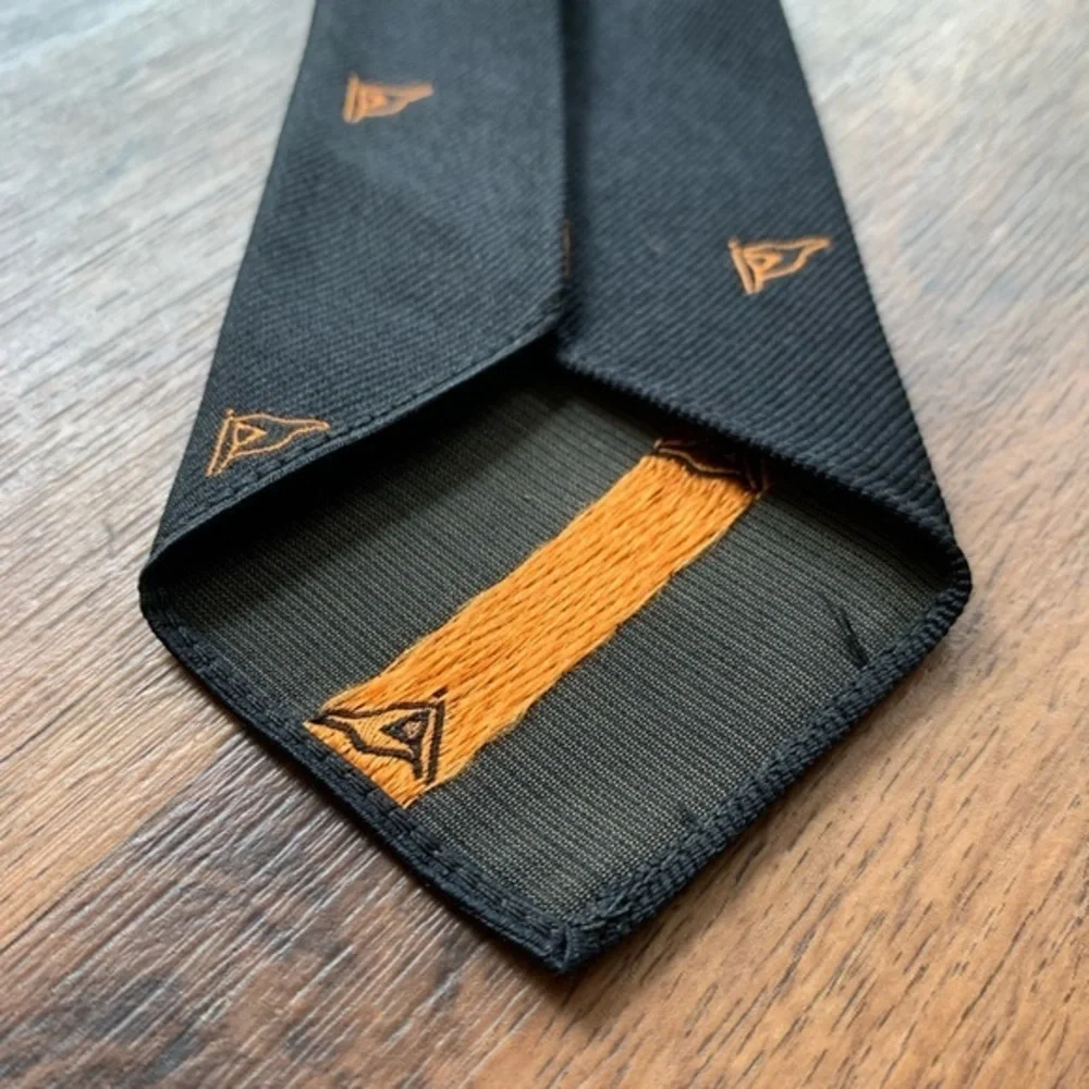 G. L. Harvale & Co. Vintage Collectible Tie